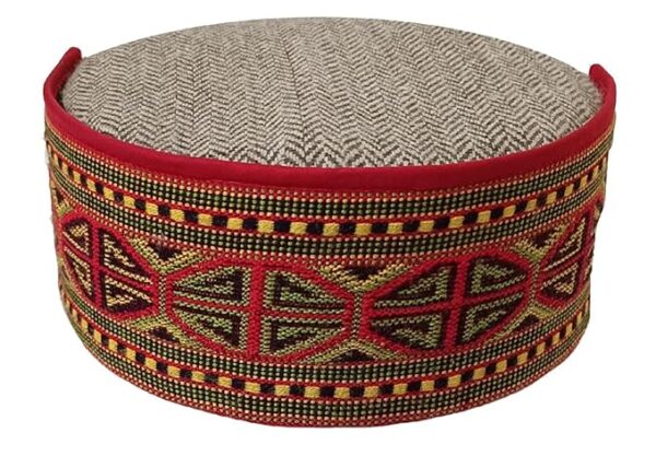 VASTRAA FUSION Unisex Woolen Kullu Cap (Pack of 1) (TS0349D_Broad Octagon-Plus Pattern Small_Free Size)